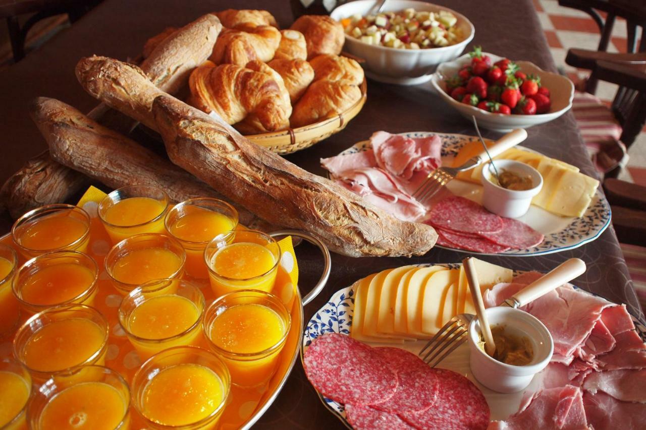 Le Couvent De Neuviale Bed & Breakfast Parisot  Екстериор снимка