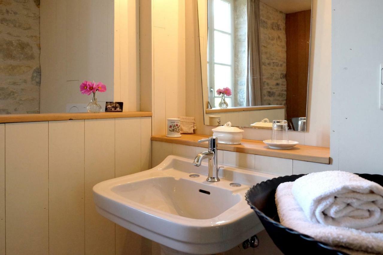 Le Couvent De Neuviale Bed & Breakfast Parisot  Екстериор снимка