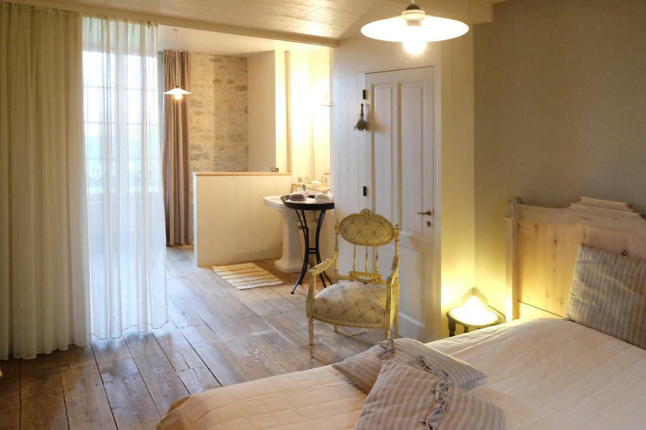 Le Couvent De Neuviale Bed & Breakfast Parisot  Екстериор снимка